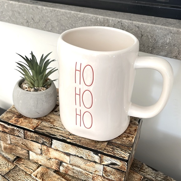 NWT RAE DUNN HO HO HO Christmas Large Ceramic Mug Festive Celebrate - Picture 6 of 7